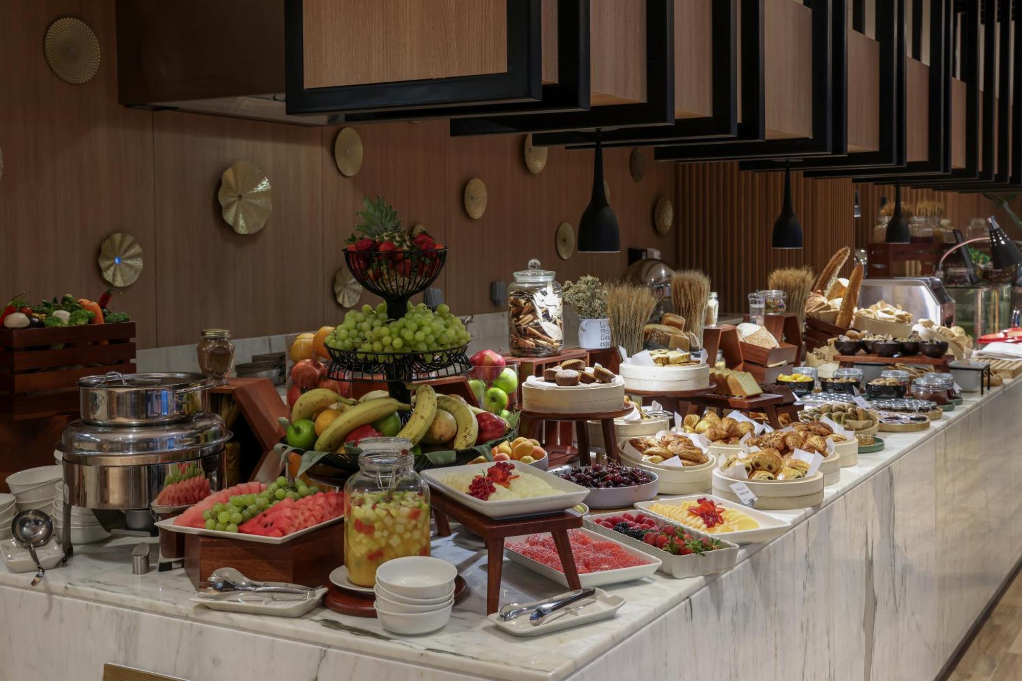 Radisson Hotel & Residence Riyadh Olaya Kültér fotó