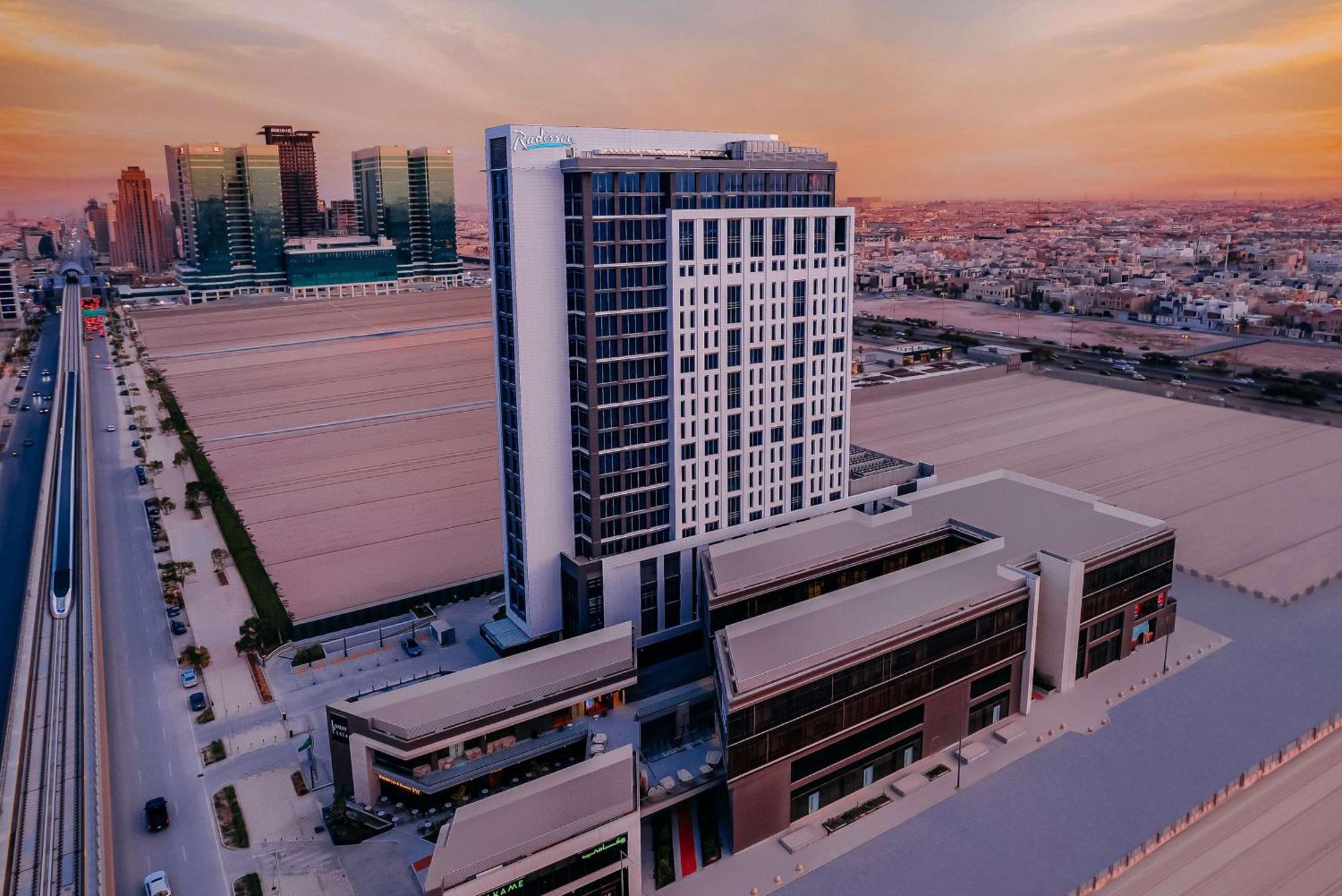 Radisson Hotel & Residence Riyadh Olaya Kültér fotó